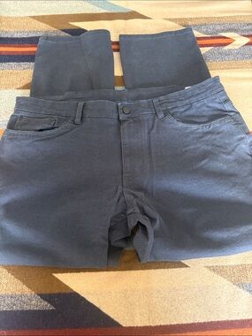 English Laundry Men's Navy Blue Chinos